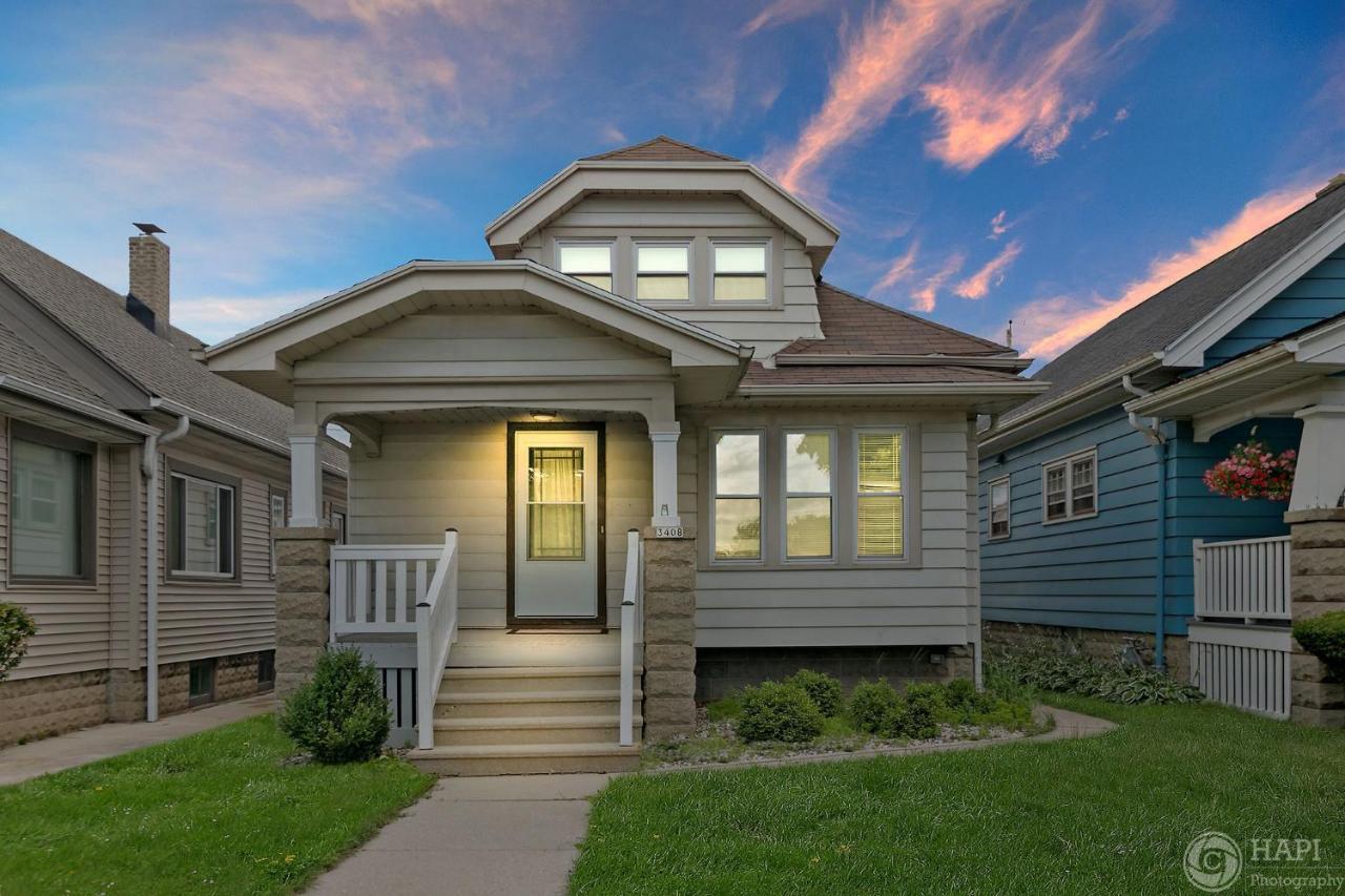 Milwaukee Bungalow Villa Exterior photo